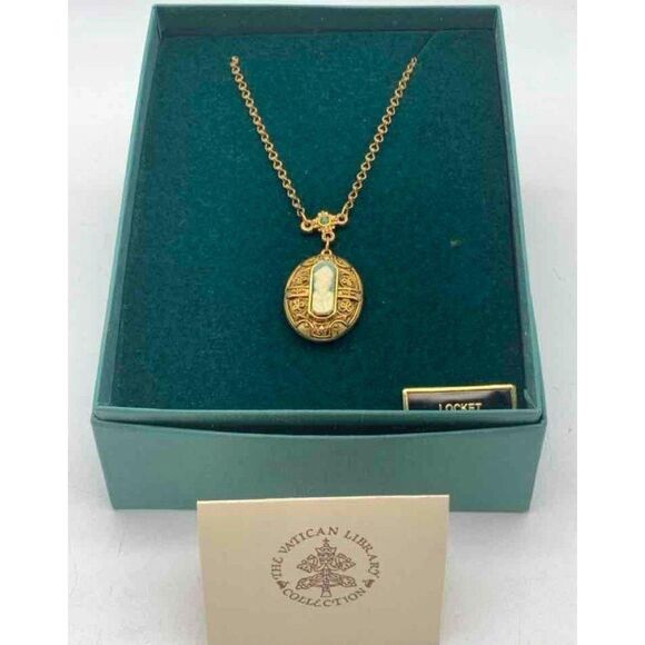 IOB The Vatican Library Collection Gold Tone St. Patrick Cameo Locket Necklace - Picture 1 of 9